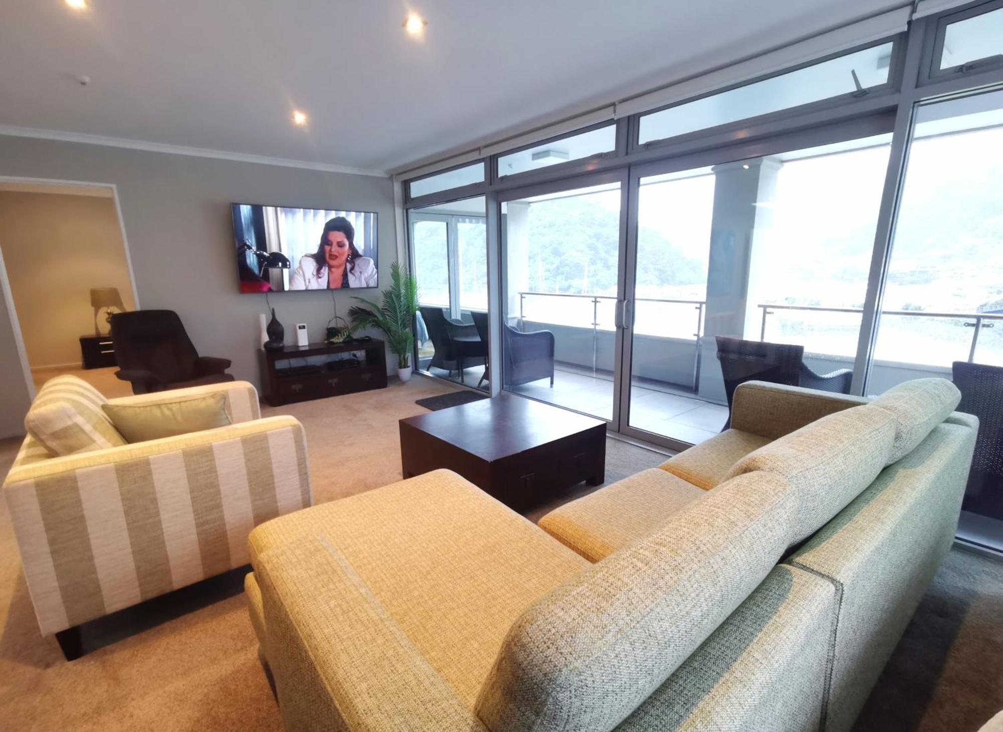 Picton Waterfront Apartments Екстер'єр фото