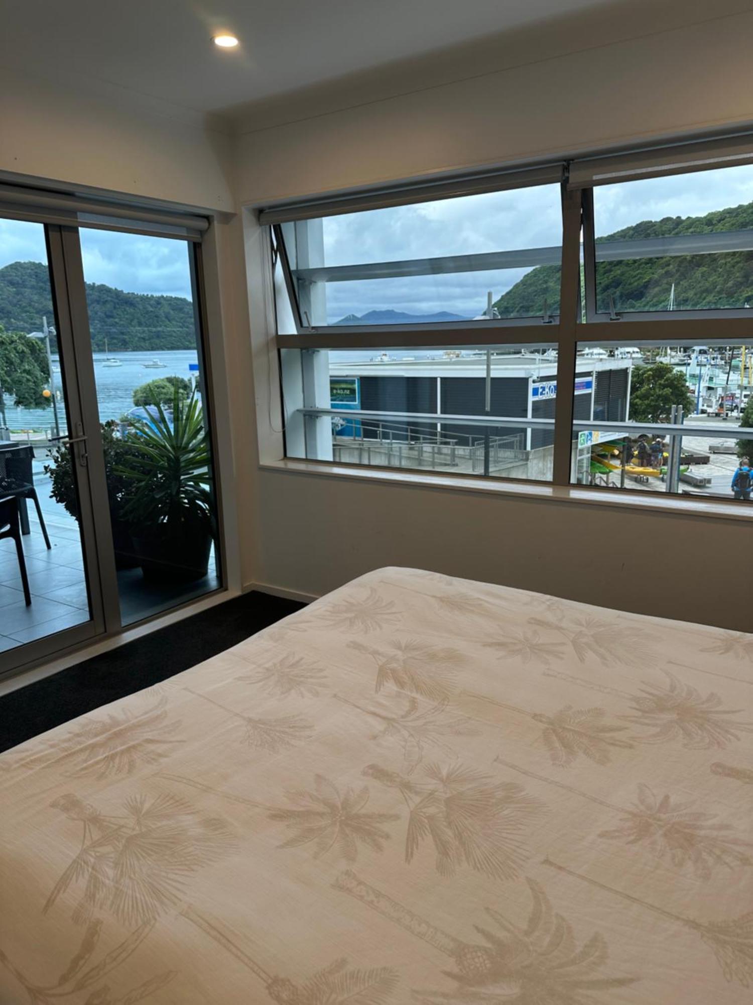 Picton Waterfront Apartments Екстер'єр фото